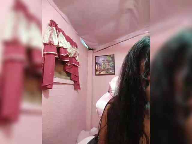 hornylittleprincess69 webcam