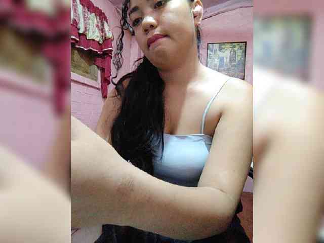 hornylittleprincess69 webcam