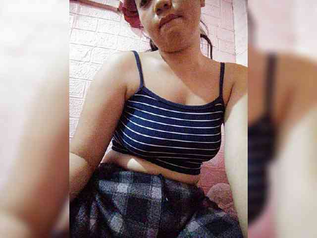 hornylittleprincess69 webcam