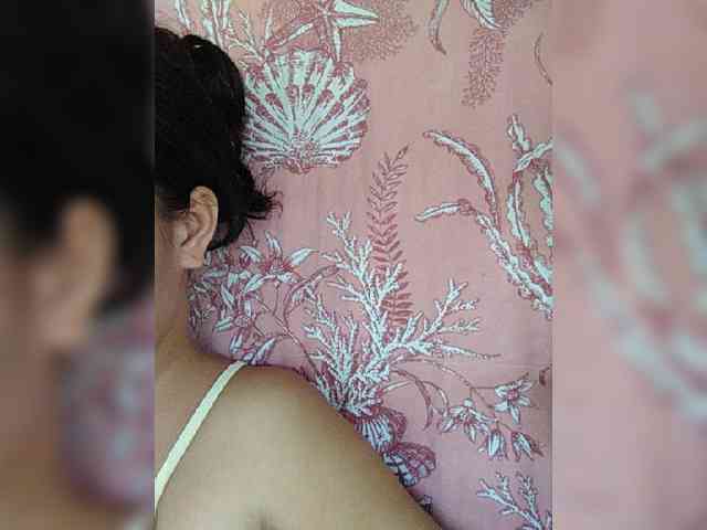 hornylittleprincess69