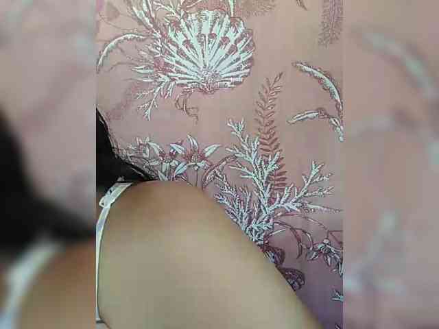 hornylittleprincess69