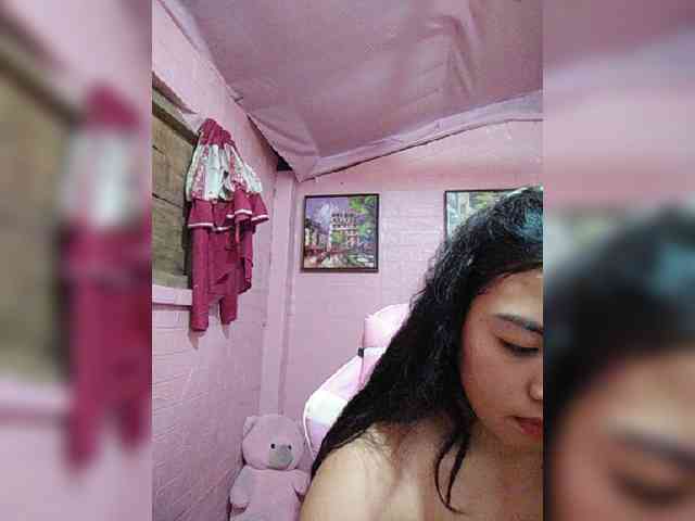 hornylittleprincess69