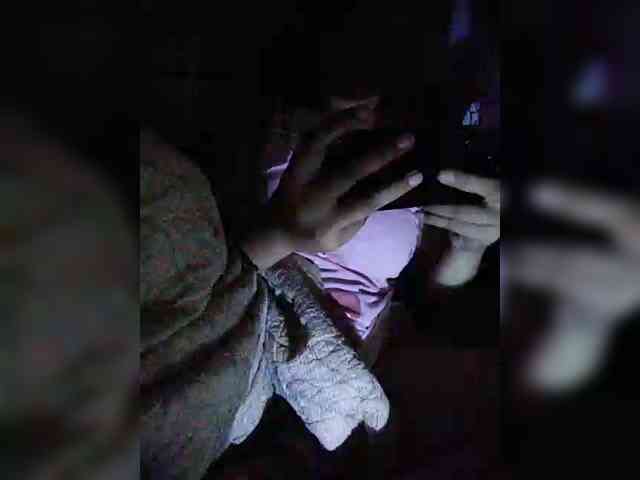 hornylittleprincess69 webcam