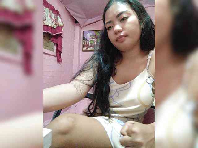 hornylittleprincess69 webcam