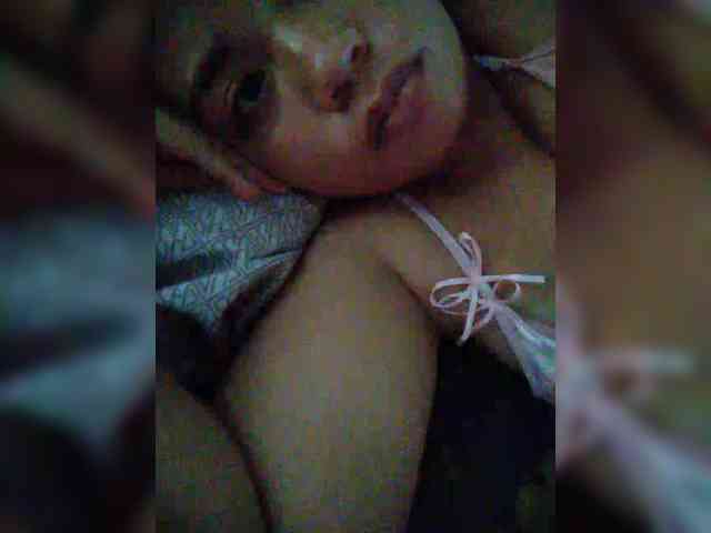 hornylittleprincess69 webcam