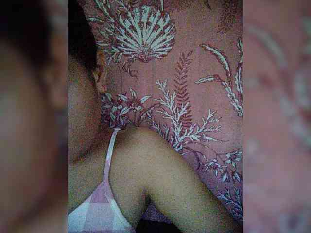 hornylittleprincess69 webcam