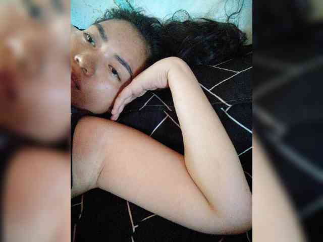 hornylittleprincess69 webcam