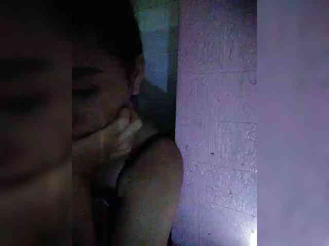 hornylittleprincess69 webcam