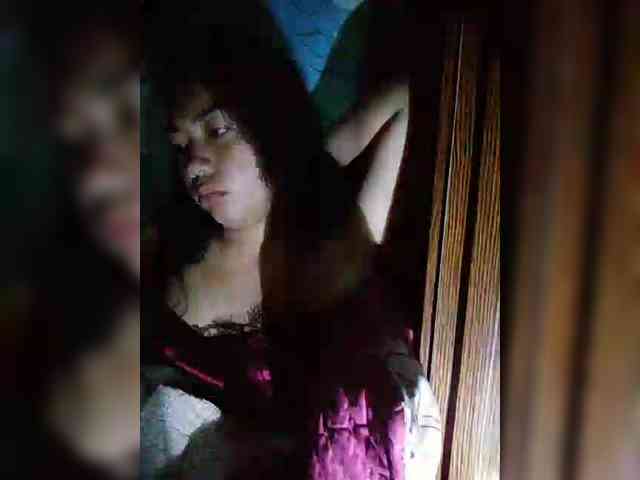 hornylittleprincess69 webcam