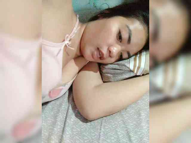 hornylittleprincess69 webcam