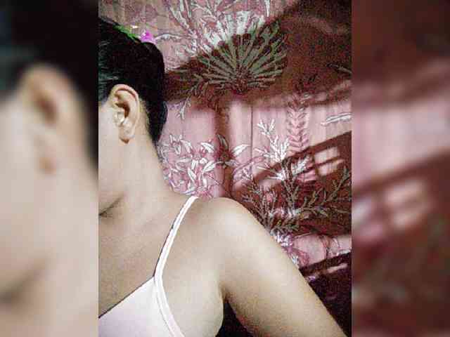 hornylittleprincess69 webcam