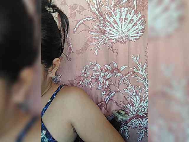 hornylittleprincess69 webcam