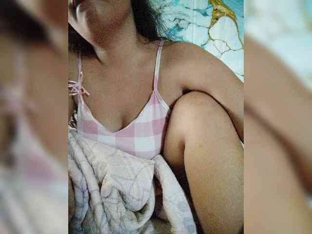hornylittleprincess69 webcam