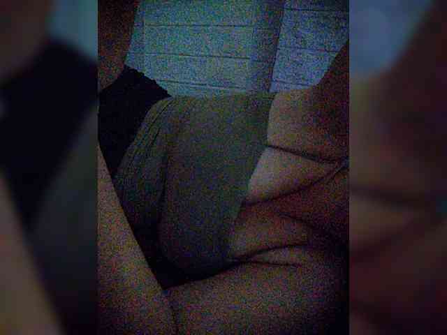 hornylittleprincess69