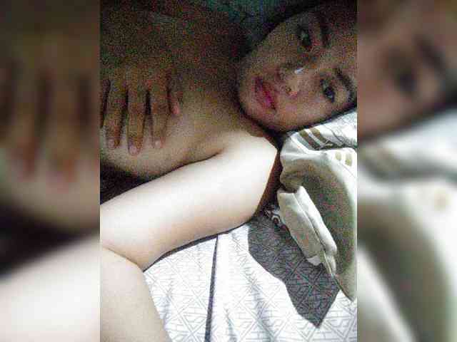 hornylittleprincess69 webcam
