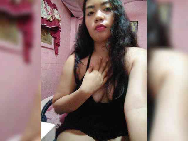 hornylittleprincess69