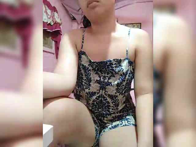 hornylittleprincess69 webcam