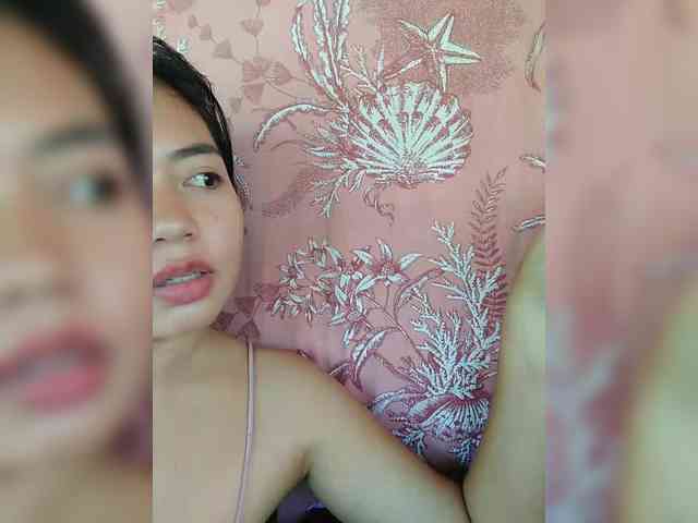 hornylittleprincess69