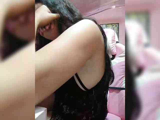 hornylittleprincess69 webcam