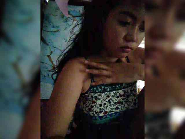 hornylittleprincess69 webcam