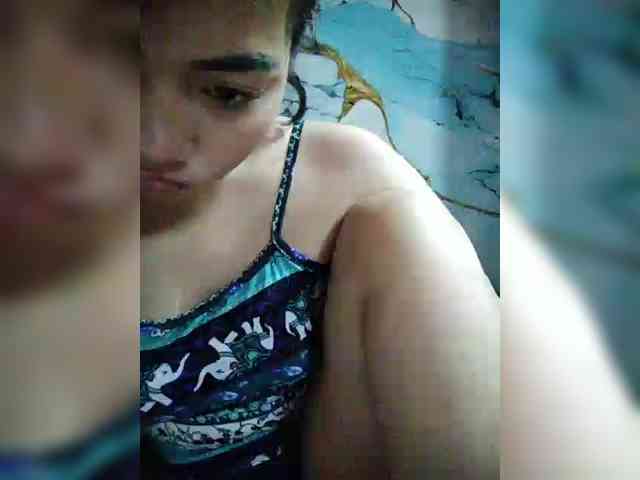 hornylittleprincess69 webcam