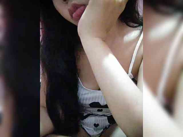 hornylittleprincess69 webcam