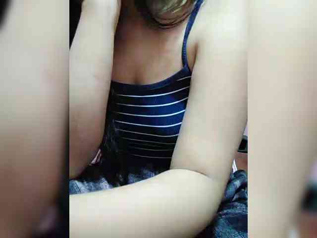 hornylittleprincess69 webcam