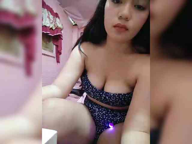 hornylittleprincess69 webcam