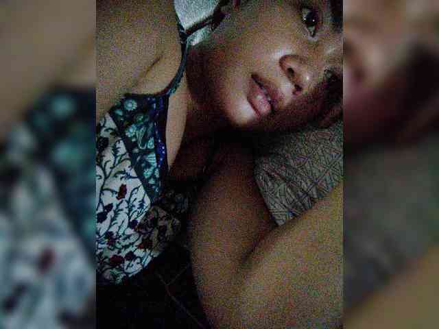 hornylittleprincess69 webcam