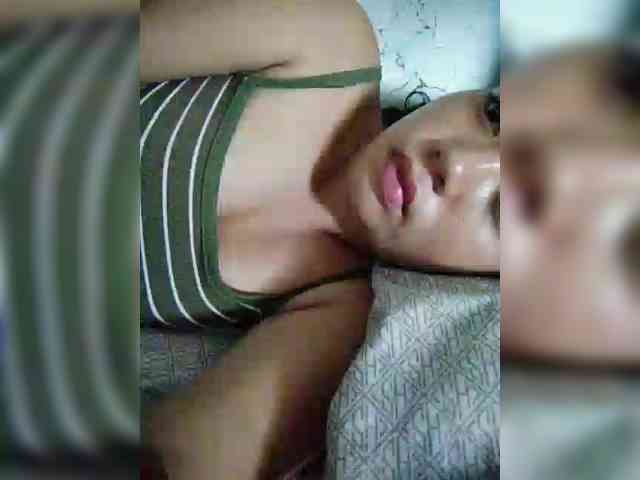 hornylittleprincess69 webcam
