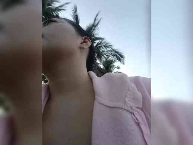 hornylittleprincess69 webcam