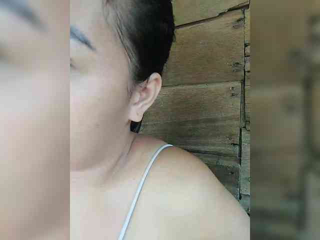 hornylittleprincess69 webcam