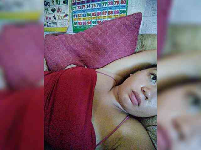 hornylittleprincess69 webcam