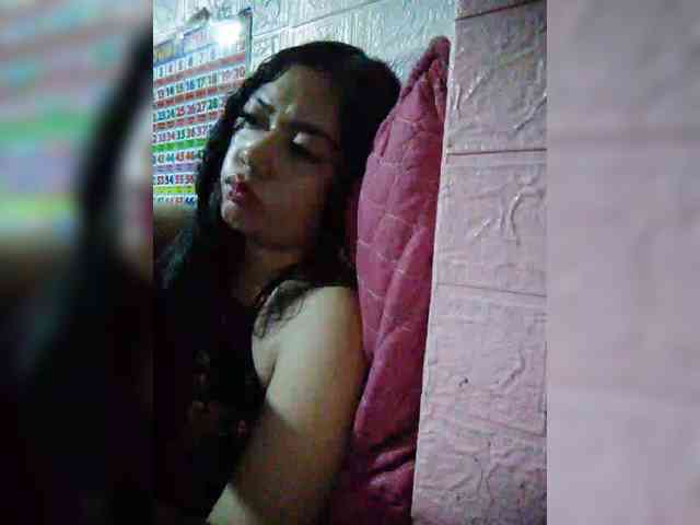 hornylittleprincess69