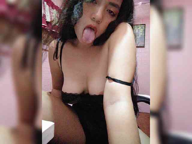 hornylittleprincess69 webcam