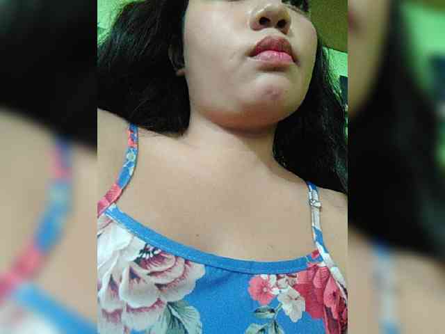hornylittleprincess69 webcam