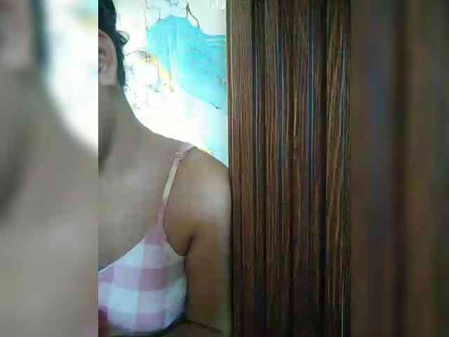 hornylittleprincess69 webcam