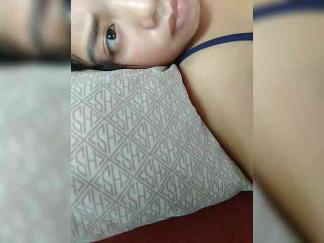hornylittleprincess69 webcam