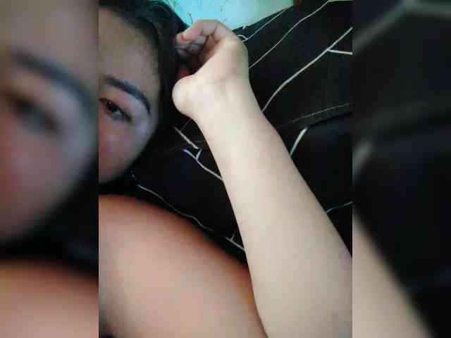 hornylittleprincess69 webcam