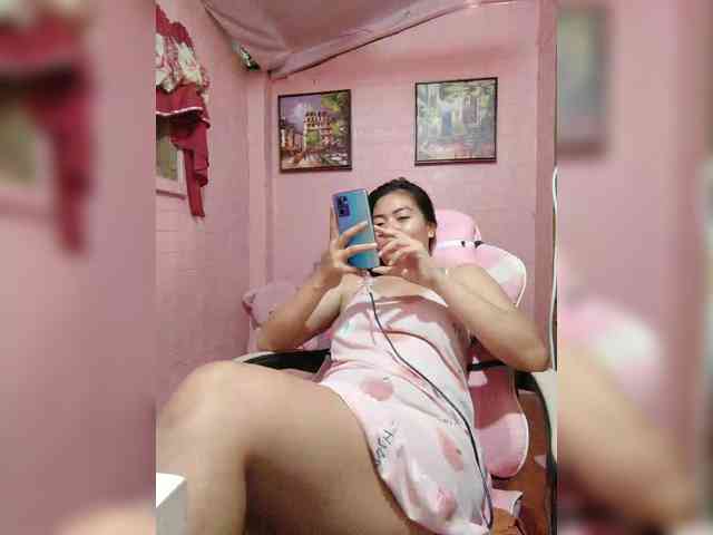 hornylittleprincess69 webcam
