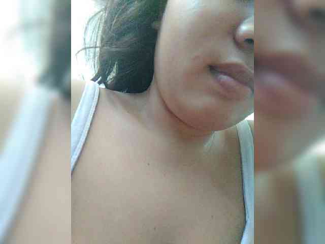 hornylittleprincess69 webcam