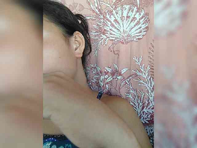 hornylittleprincess69 webcam