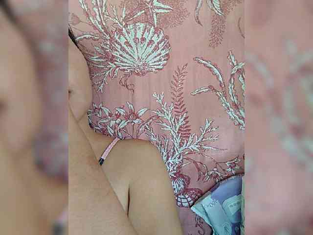 hornylittleprincess69 webcam