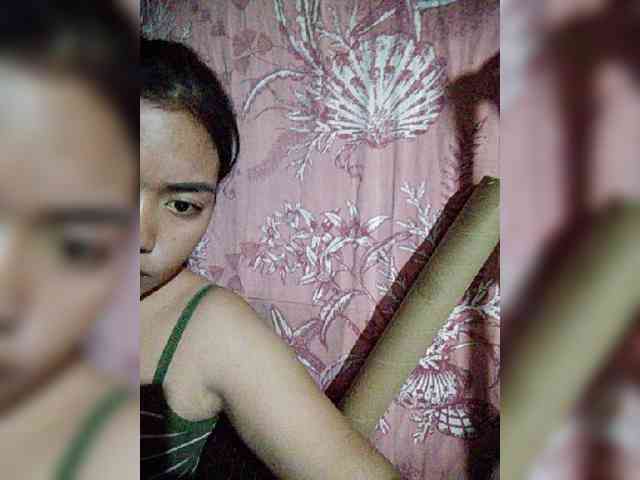 hornylittleprincess69 webcam