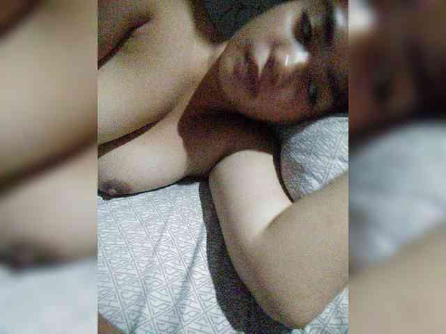 hornylittleprincess69 webcam