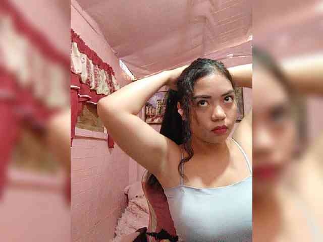 hornylittleprincess69 webcam