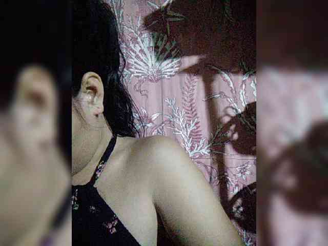 hornylittleprincess69 webcam