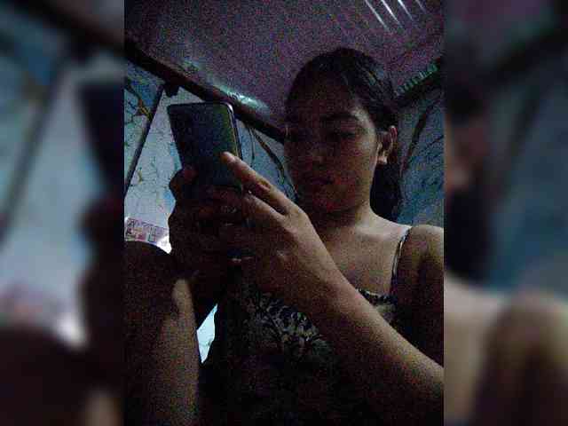 hornylittleprincess69