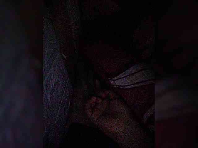 hornylittleprincess69 webcam