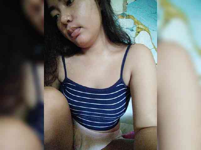 hornylittleprincess69 webcam